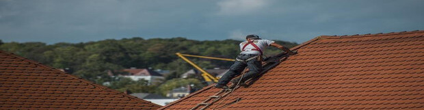 6 Things You Need to Check to Pick the Best Roof Repair Company